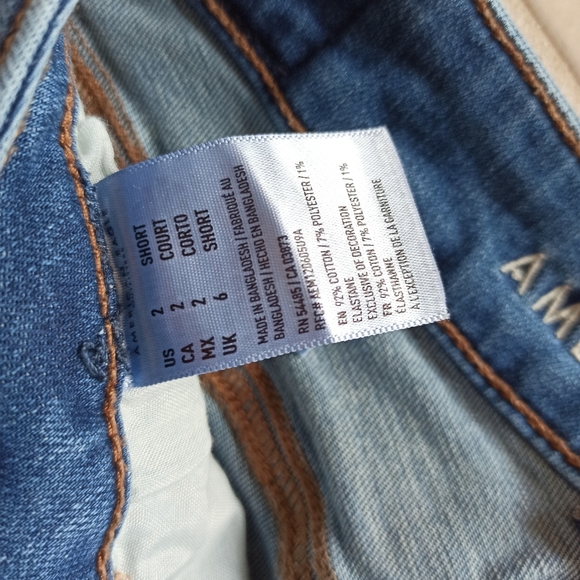 High-rise American Eagle Ripped Jeggings - Picture 4 of 6